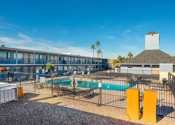 Hotel Rodeway North I-17