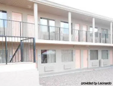 Hotel Rodeway North I-17