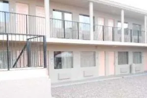 Rodeway North I-17 Hotel